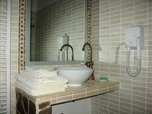 Ethaleia Hotel Moúdhros Esterno foto